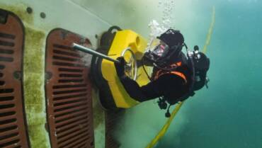 Underwater Ship Services